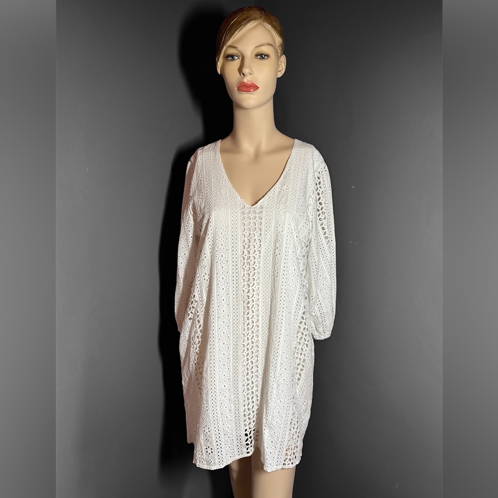Evereve White V-Neck Eyelet Midi Dress, Size L (225)